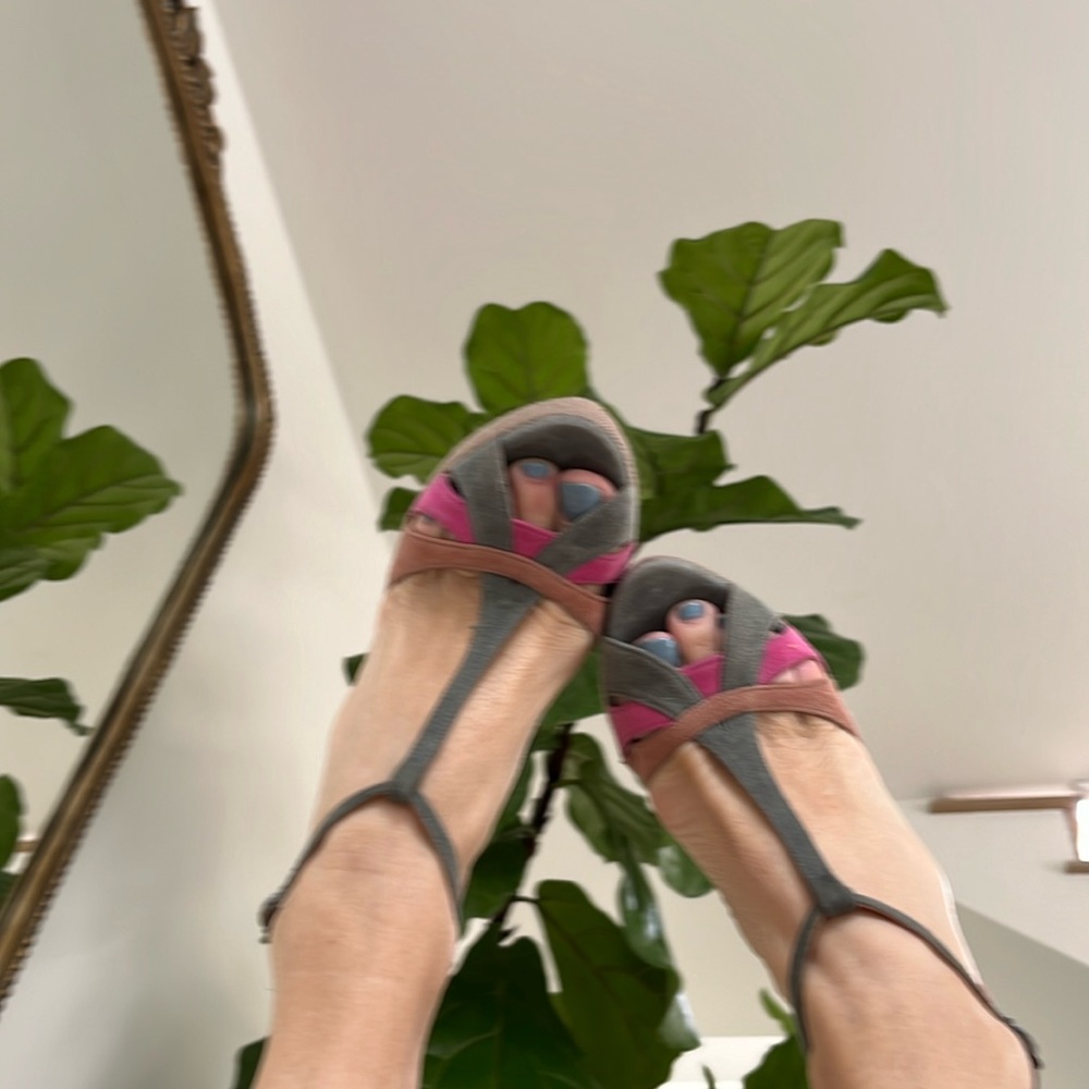Revolve Used Brand Leather Suede Multi Colors Sexy High Heel Platform 🔥🌈❤️